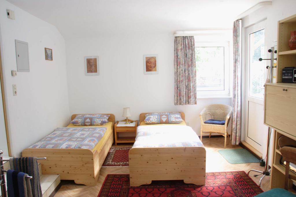 Pension Waldheim Freiburg im Breisgau Bilik gambar